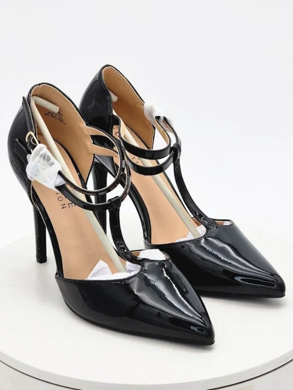 Journee Collection Tru Black Patent T-Strap Stiletto Pumps Women's Size 8.5